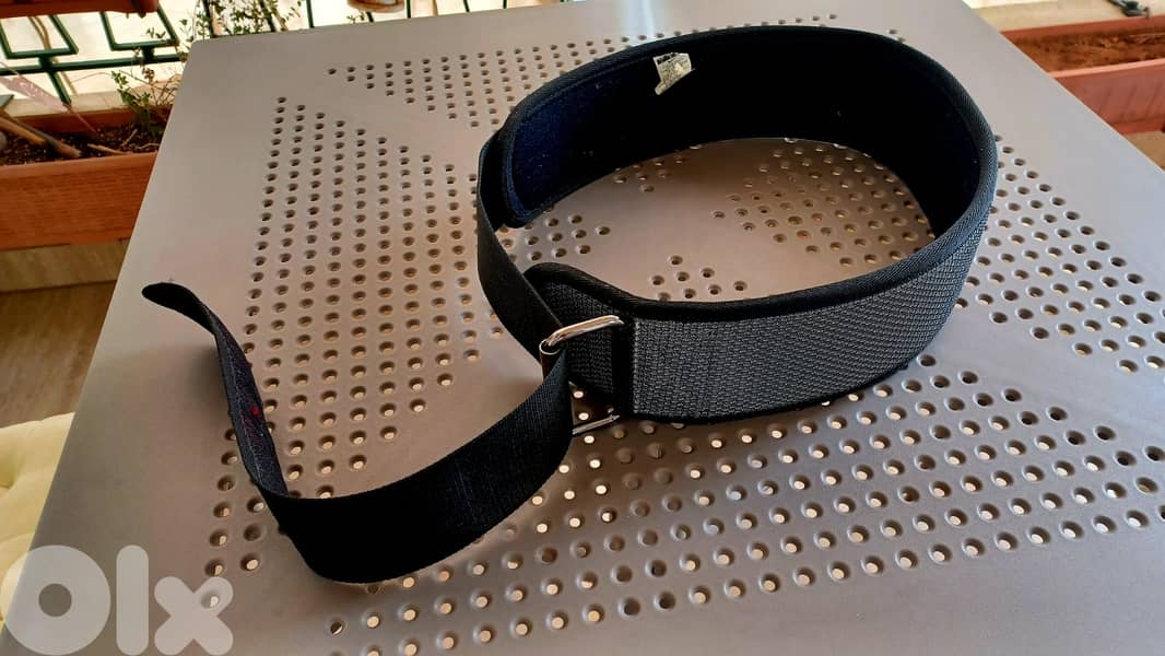 Nike Training Belt – Size L, Excellent Condition 3