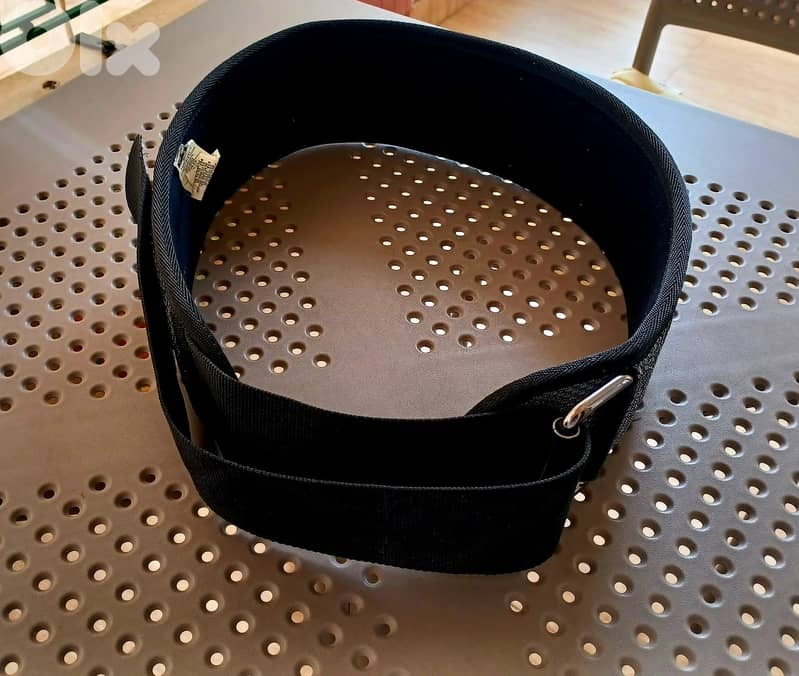 Nike Training Belt – Size L, Excellent Condition 4