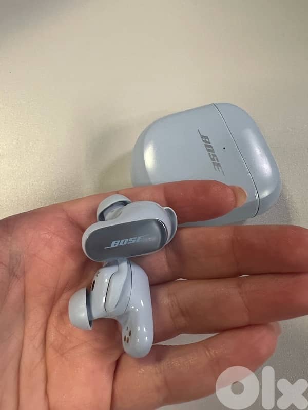 Bose QuietComfort Ultra Wireless Noise Cancelling Earbuds 1