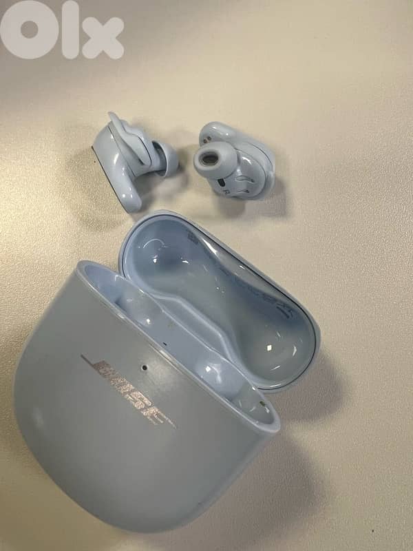 Bose QuietComfort Ultra Wireless Noise Cancelling Earbuds 4