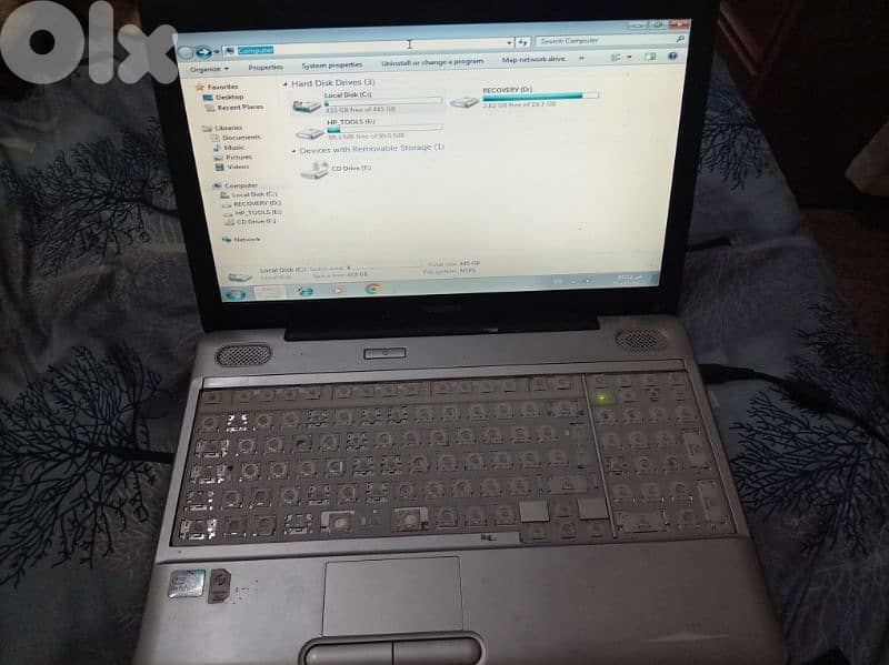 laptop toshiba pentium   hdd 500gb 2 gb ram 0