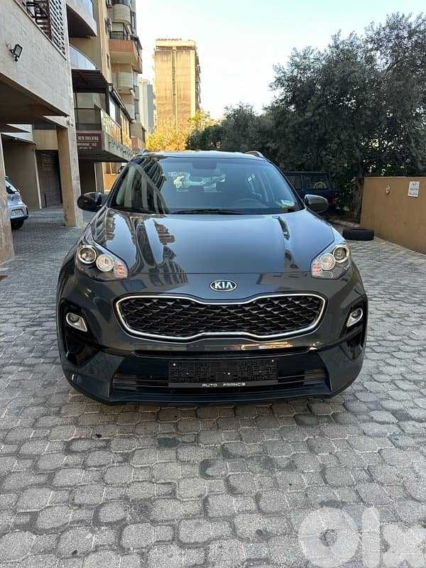 Kia Sportage AWD 2020 gray on black (company source-49000 km) 0