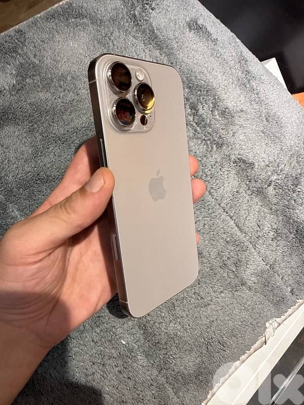 USED IPHONE 16 PRO MAX 256 GB 1 SIM 0