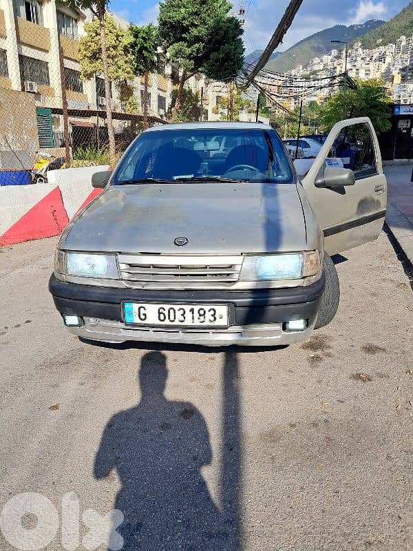 هيونداي أخرى 1989 0