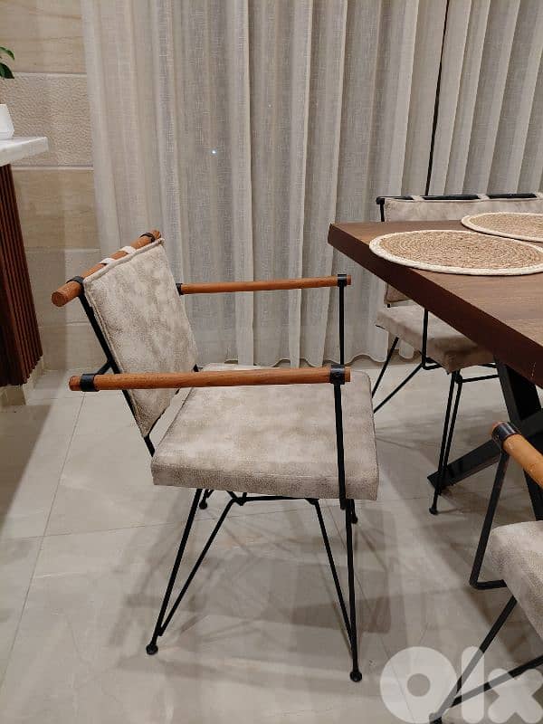 dining table ana chairs full set 2