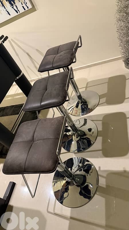 3 bar chairs 0