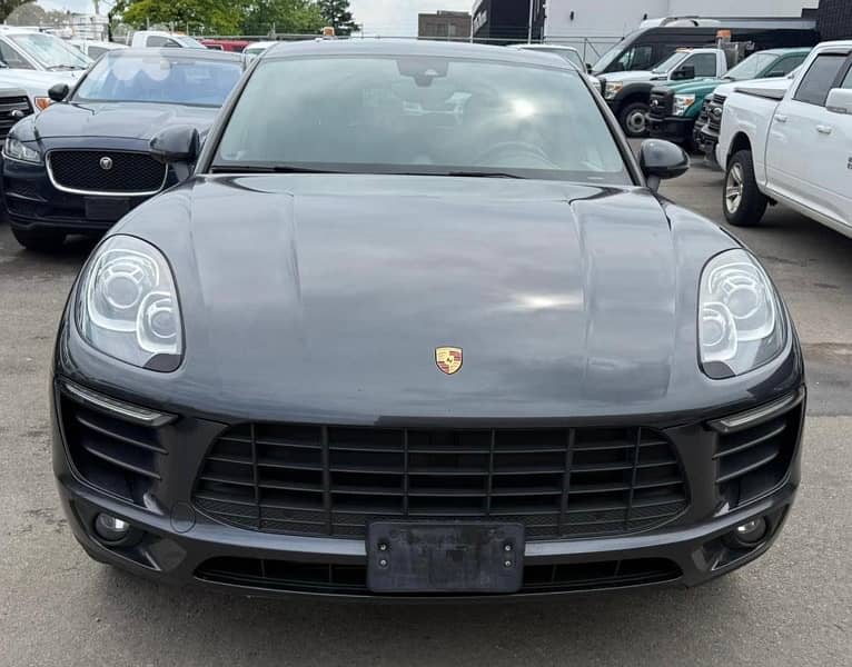 Porsche Macan 2017 0