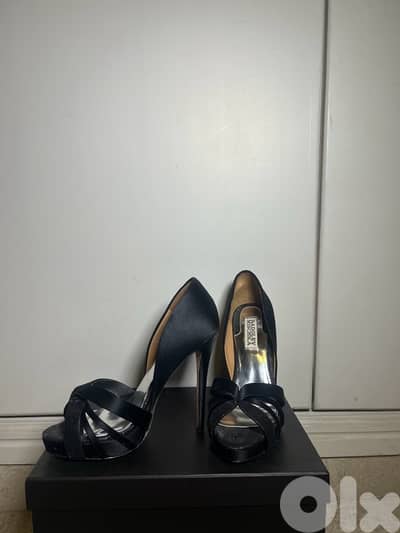 Badgley Mischka Heels