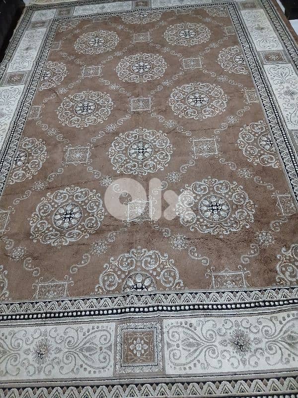 سجادة كبيرة وحدة صغيرة وبساطين  بس ٣٥ دولار 0