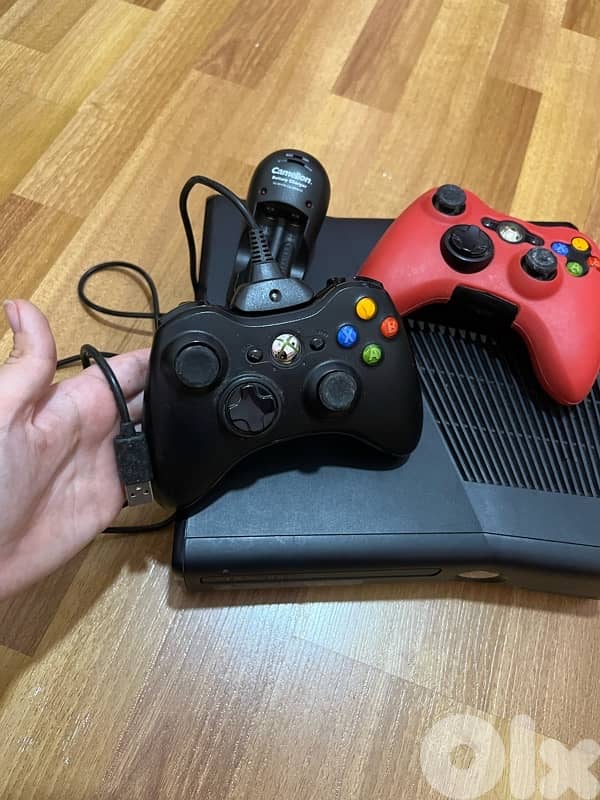 X-box 360 nearly new 6
