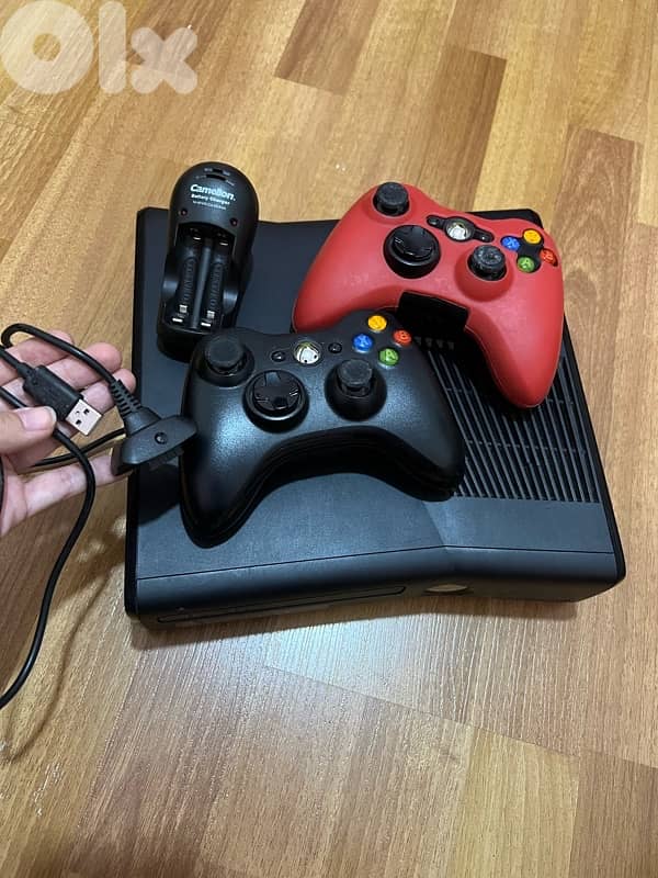 X-box 360 nearly new 7