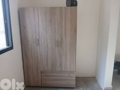 عفش للبيع بداعي السفر