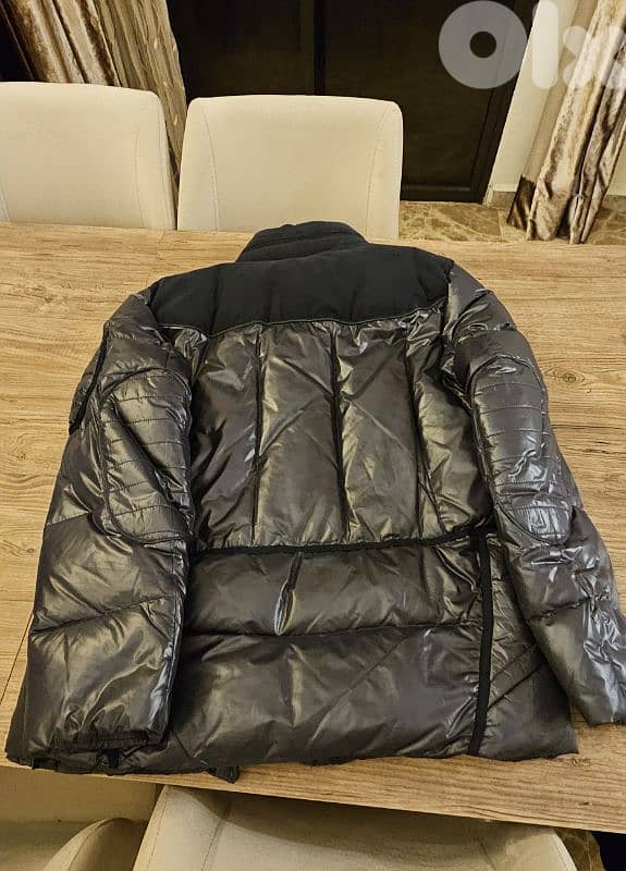 HUGO BOSS  puffer jacket 10