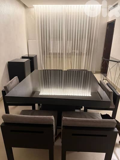 table and 6 chairs