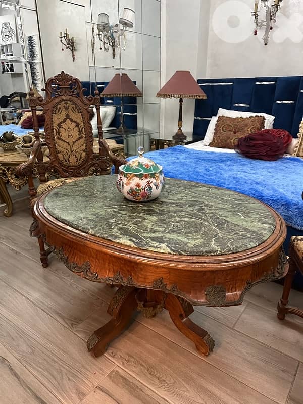 arm chair auntique and table 1