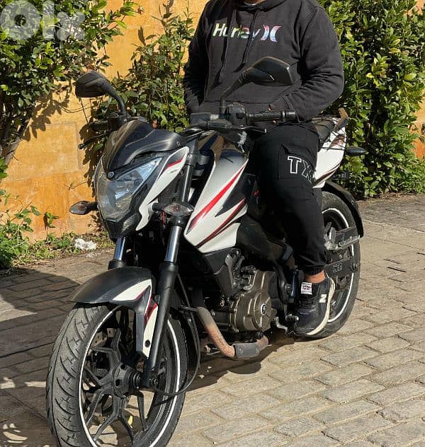 pulsar ns200 1