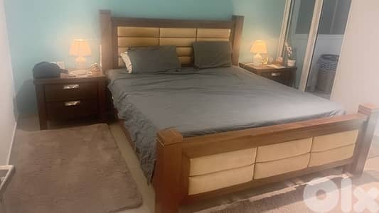 Moderne used  bedroom price
