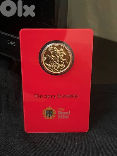 Royal Mint Elizabeth Regina 22 K Gold Lira Rare To Find