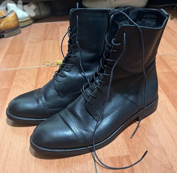 VAGABOND SHOEMAKERS Leather Boots size 39 0