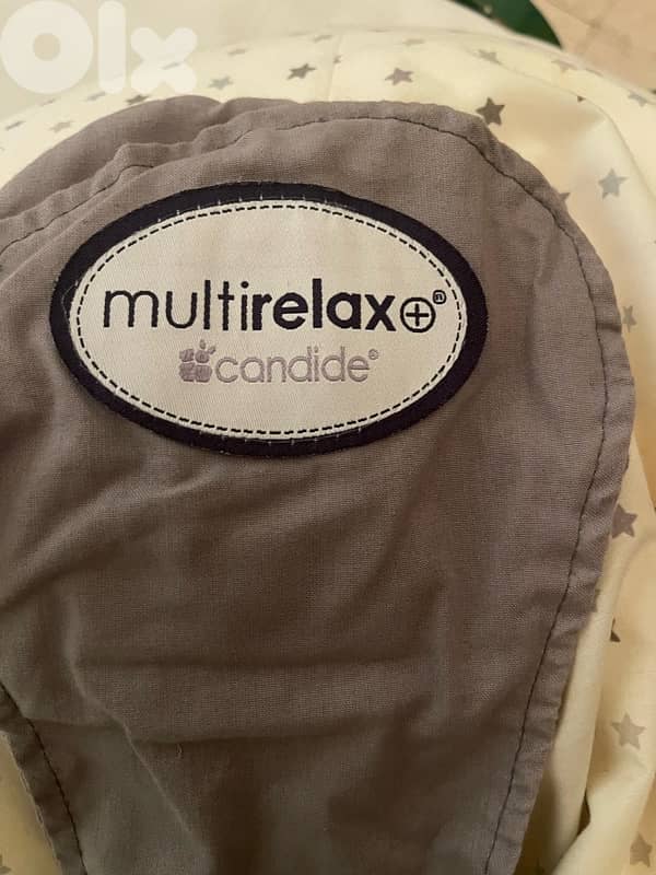 chicco baby cribs (next to me)+ nursing pillow(gift) 3