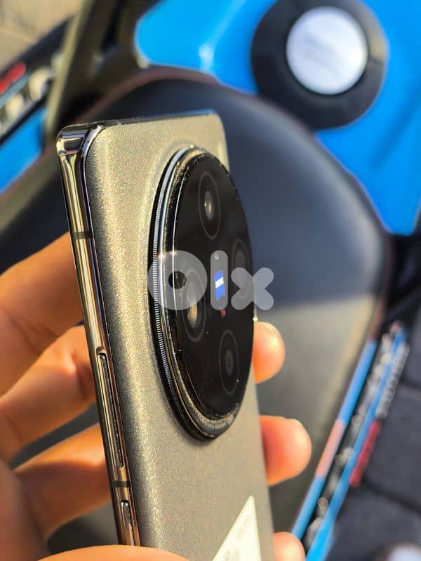 VIVO X100 PRO 5