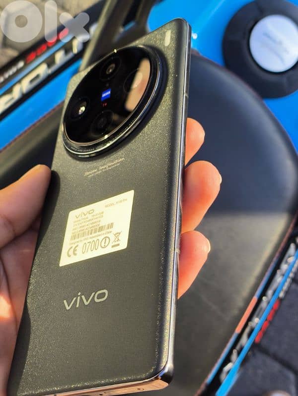 VIVO X100 PRO 6