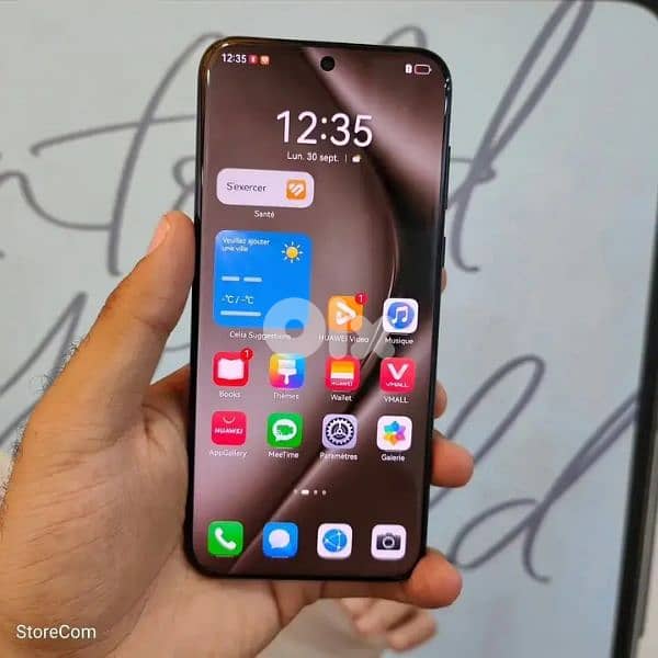 Huawei Pura 70 Ultra 0