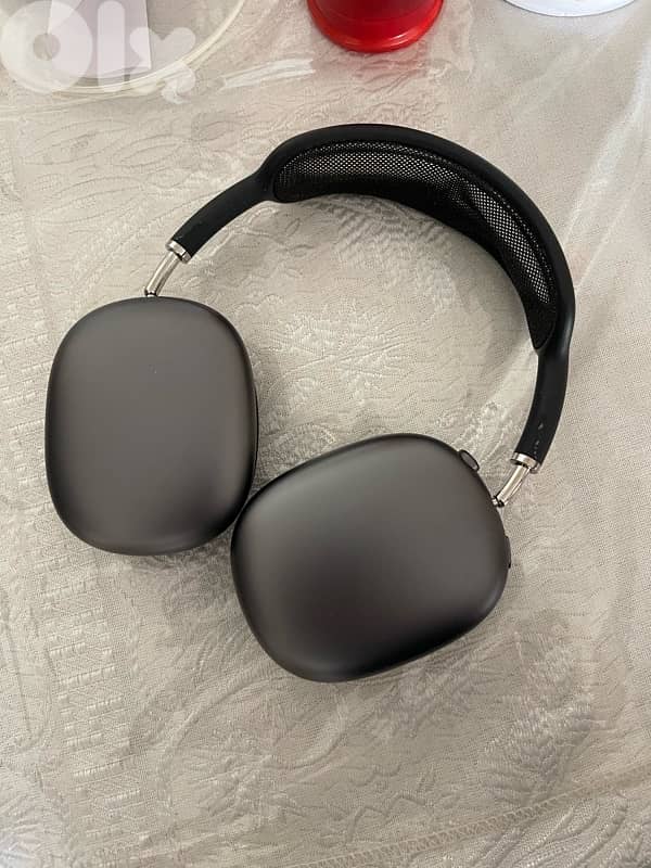 airpods max 0