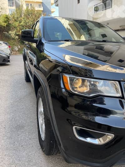 grand cherokee laredo 2017