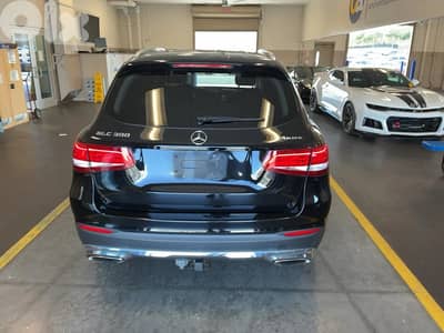 Mercedes-Benz GLC 300 4matic 2017 clean carfax