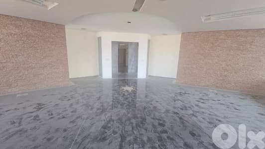 AH-HKL-433 Office 240 m² for Rent | Prime Location – Downtown Beirut