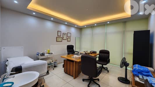 Furnished Office For Rent in Achrafieh مكتب مفروش للإيجار في الأشرفية