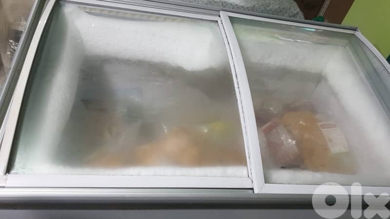 Freezer in excellent conditions 3