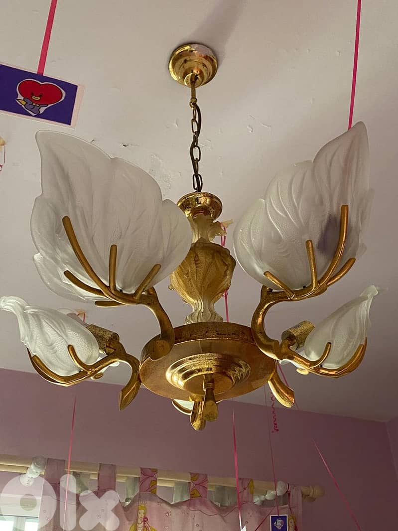 chandelier 0