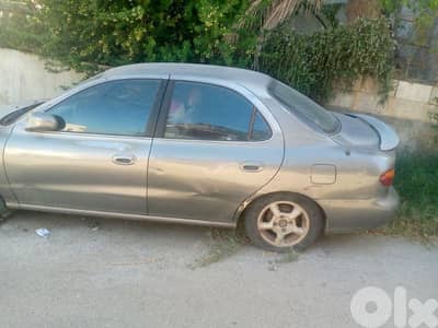 Hyundai Elantra GT 1996