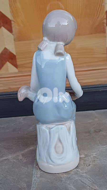 antique 3