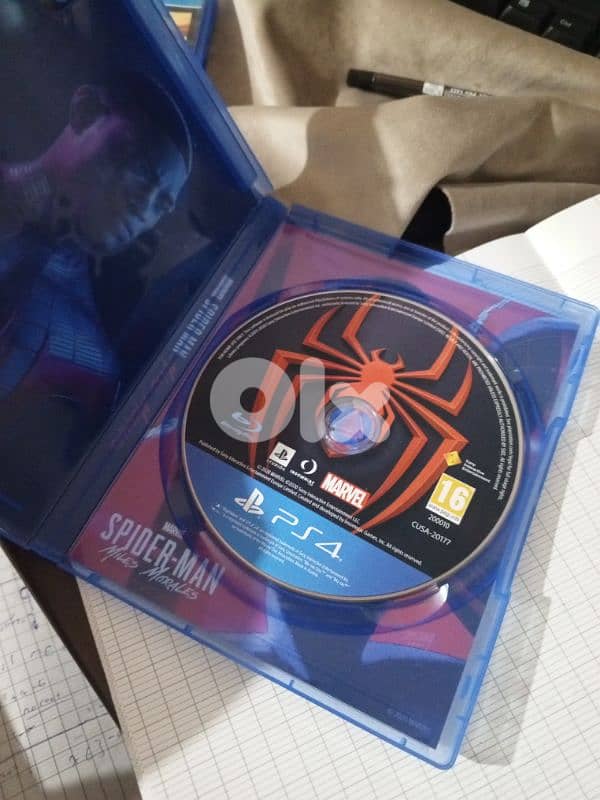playstation 4 pro(2controlles/Gta5/Minecraft/ spiderman miles-morales) 1