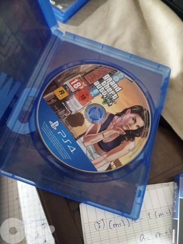 playstation 4 pro(2controlles/Gta5/Minecraft/ spiderman miles-morales) 2