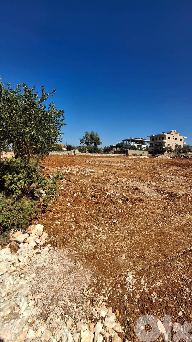 Land for sale in Bziza - أرض للبيع في بزيزا 0