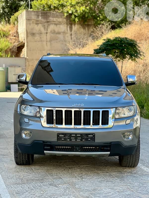 Jeep Cherokee 2011 0
