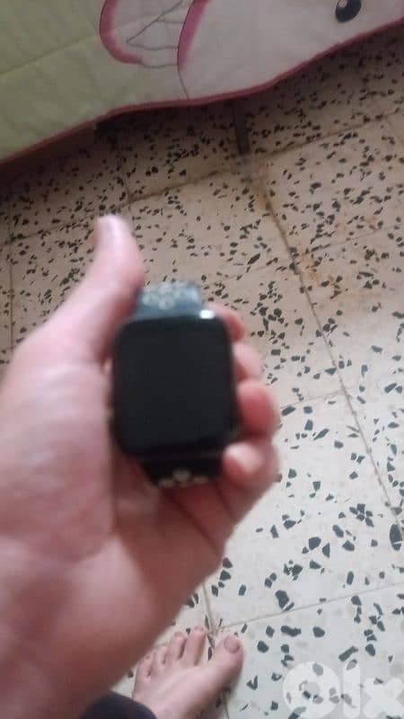 apple watch series 7 for sell كوبي مش اصليه،بس تمام مش مشتغله كتير 2