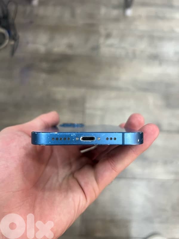 Iphone 13 128 4