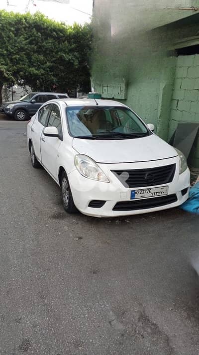 Nissan Sunny 2014