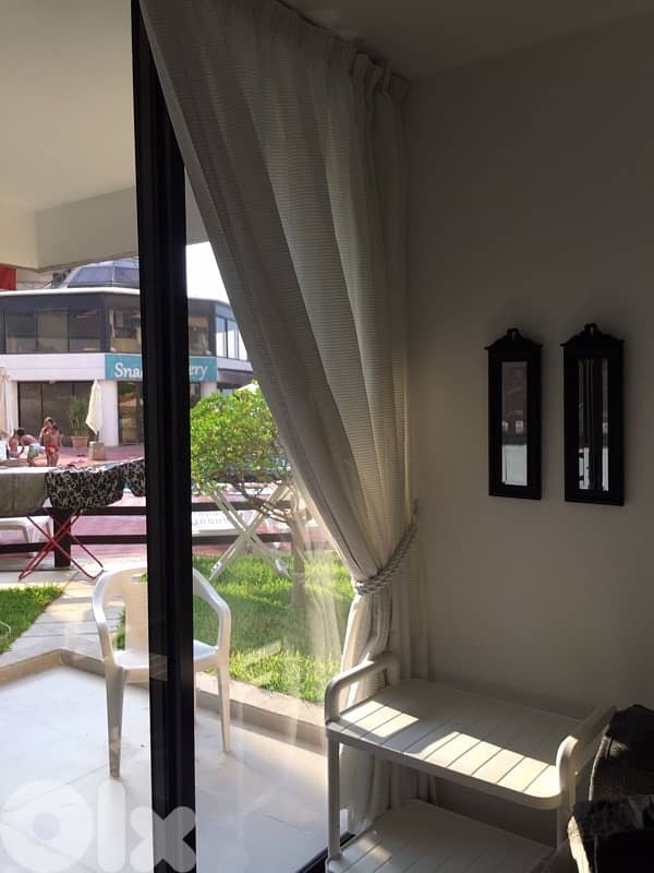 Full Renovated & Furnished Chalet with Private Garden & Facing Pool 5