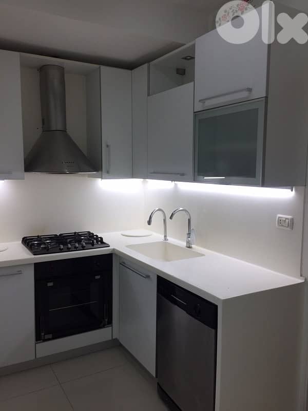 Full Renovated & Furnished Chalet with Private Garden & Facing Pool 14