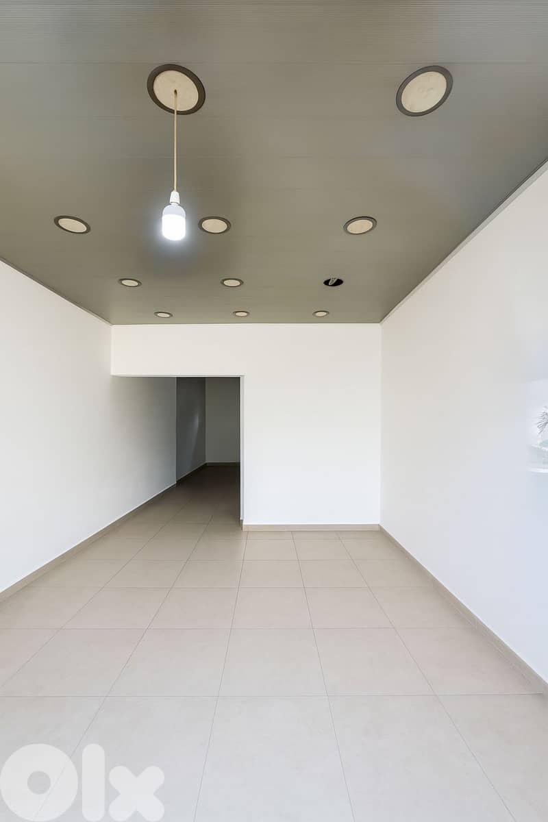 محل للإيجار اوتوستراد كفررمان الجديد -Shop for Rent Autostrad Kfaruman 0
