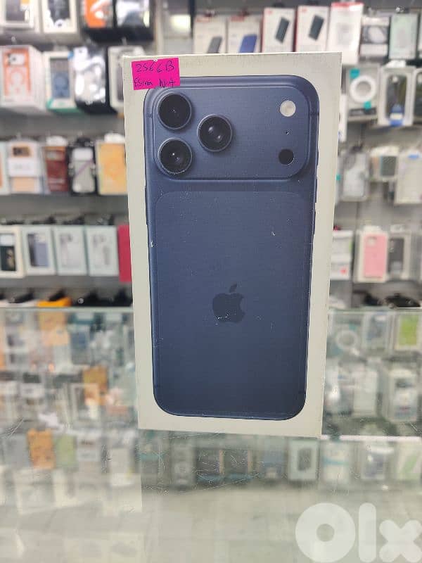 apple iphone 17 pro max 256GB 0