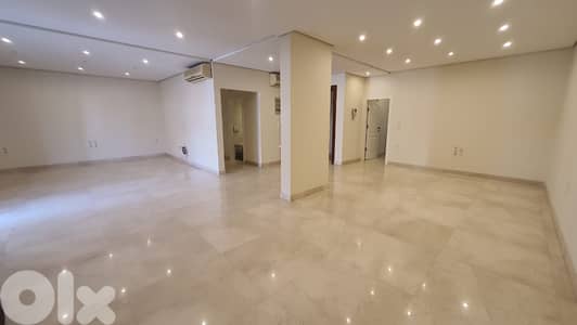 SPACIOUS APARTMENT IN MALLA PRIME (220SQ) 3 BEDROOMS , (BT-1190)