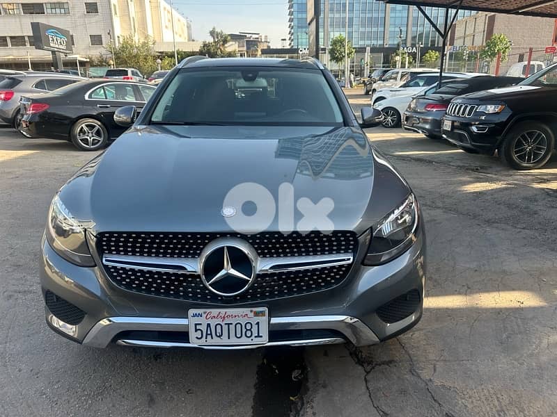Mercedes-Benz GLC-Class 2016 Like new very clean 4 Matic 0