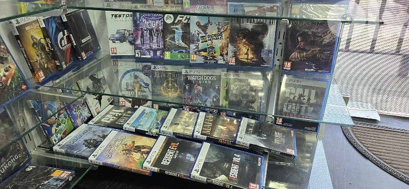 ps5 used games ! 0